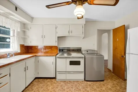 27 Brierwood Lane Burlington VT 05408
