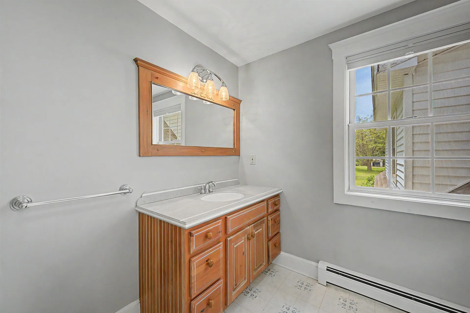 85 Cilleyville Road Andover NH 03216
