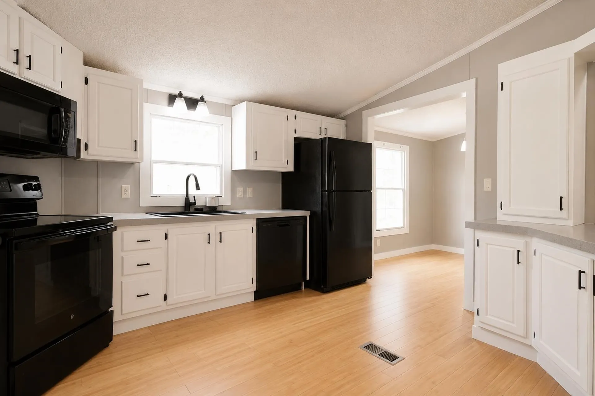 7906 Main Road Huntington VT 05462