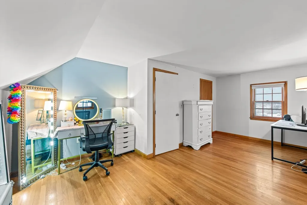 93 1/2 Chandler Street Nashua NH 03064