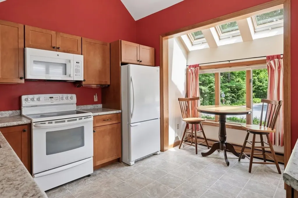 5 Fairchild Drive Durham NH 03824