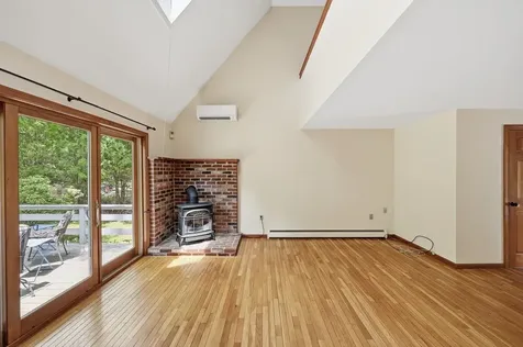 5 Fairchild Drive Durham NH 03824