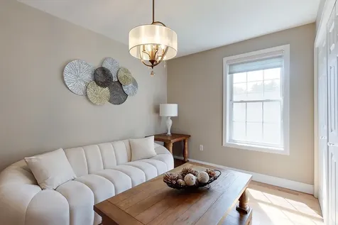 27 Hollow Ridge Drive Nashua NH 03062
