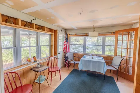 28 Potato Island Holderness NH 03245