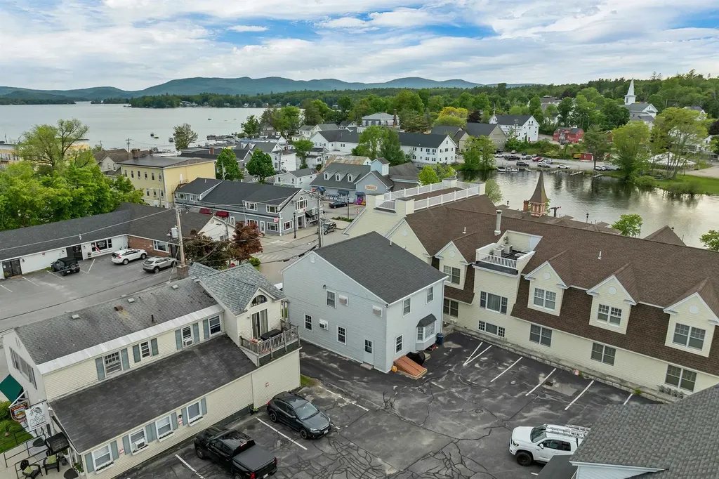 16 Depot Street Wolfeboro NH 03894