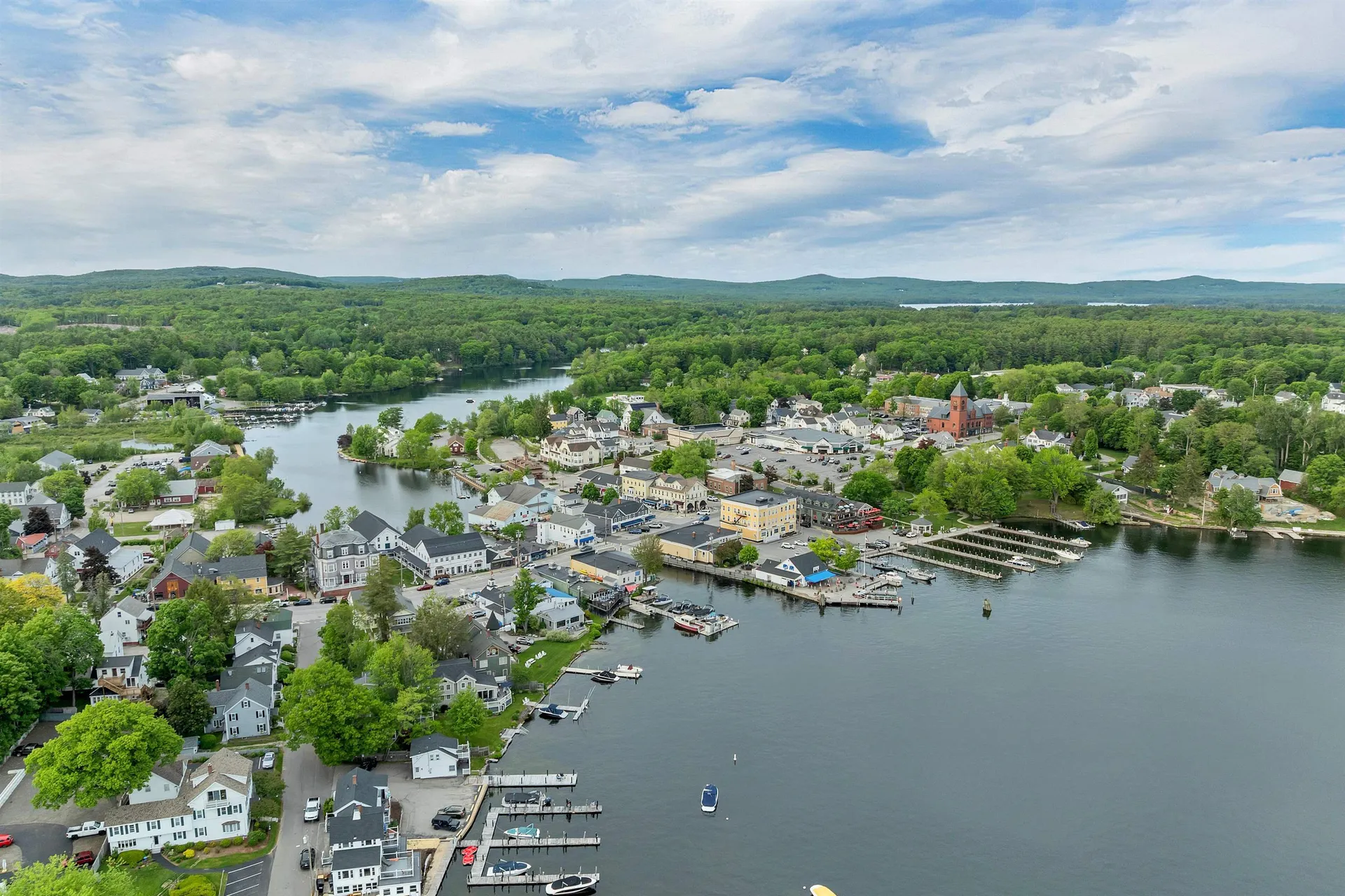 16 Depot Street Wolfeboro NH 03894