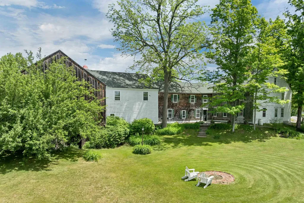 506 Province Road Gilmanton NH 03237