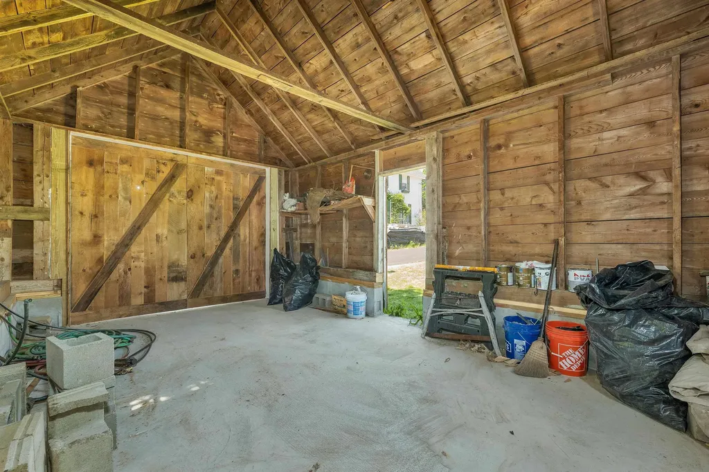 506 Province Road Gilmanton NH 03237