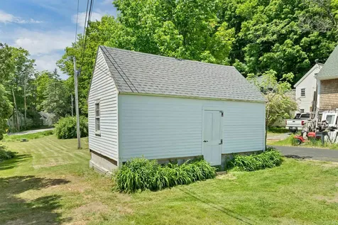 506 Province Road Gilmanton NH 03237