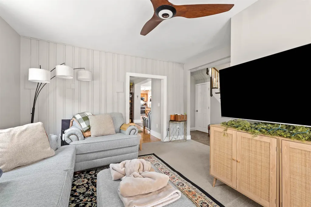 239 Cass Street Portsmouth NH 03801