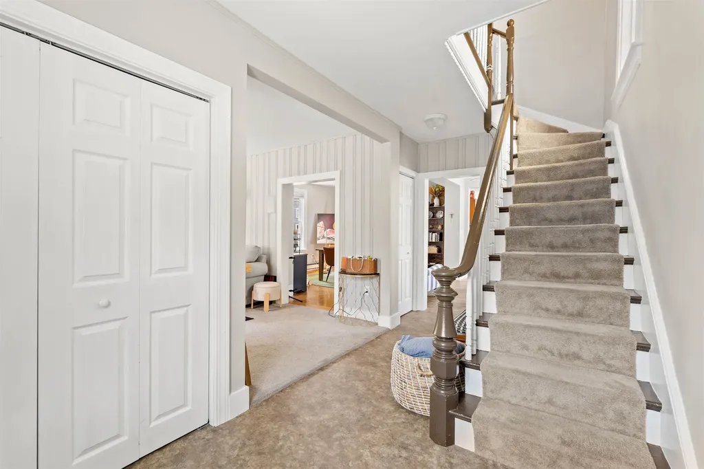 239 Cass Street Portsmouth NH 03801