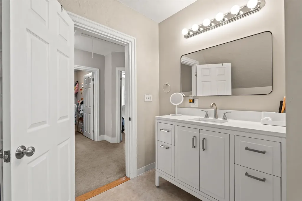 239 Cass Street Portsmouth NH 03801