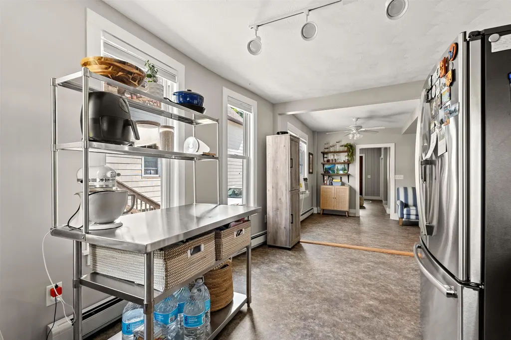 239 Cass Street Portsmouth NH 03801