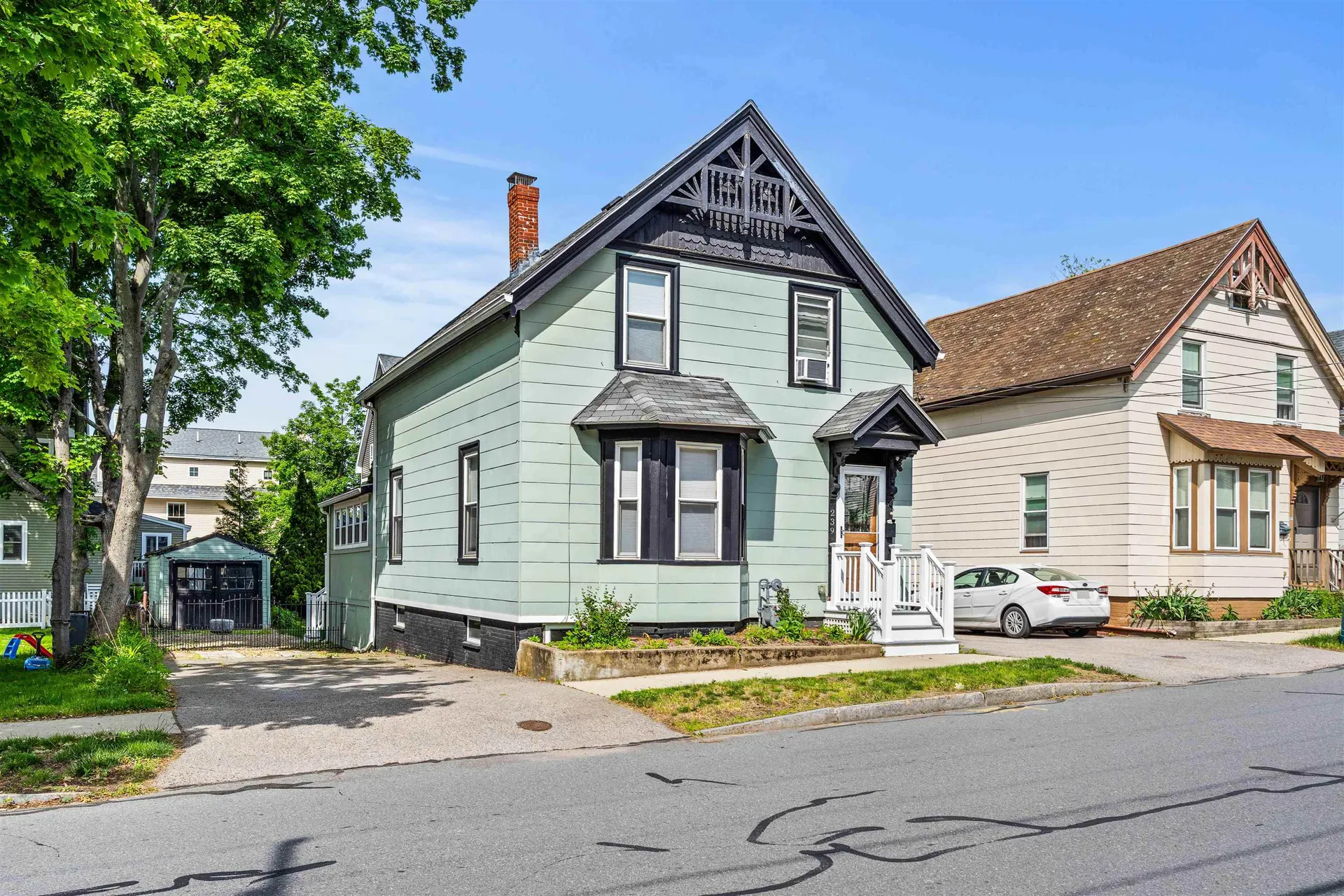 239 Cass Street Portsmouth NH 03801