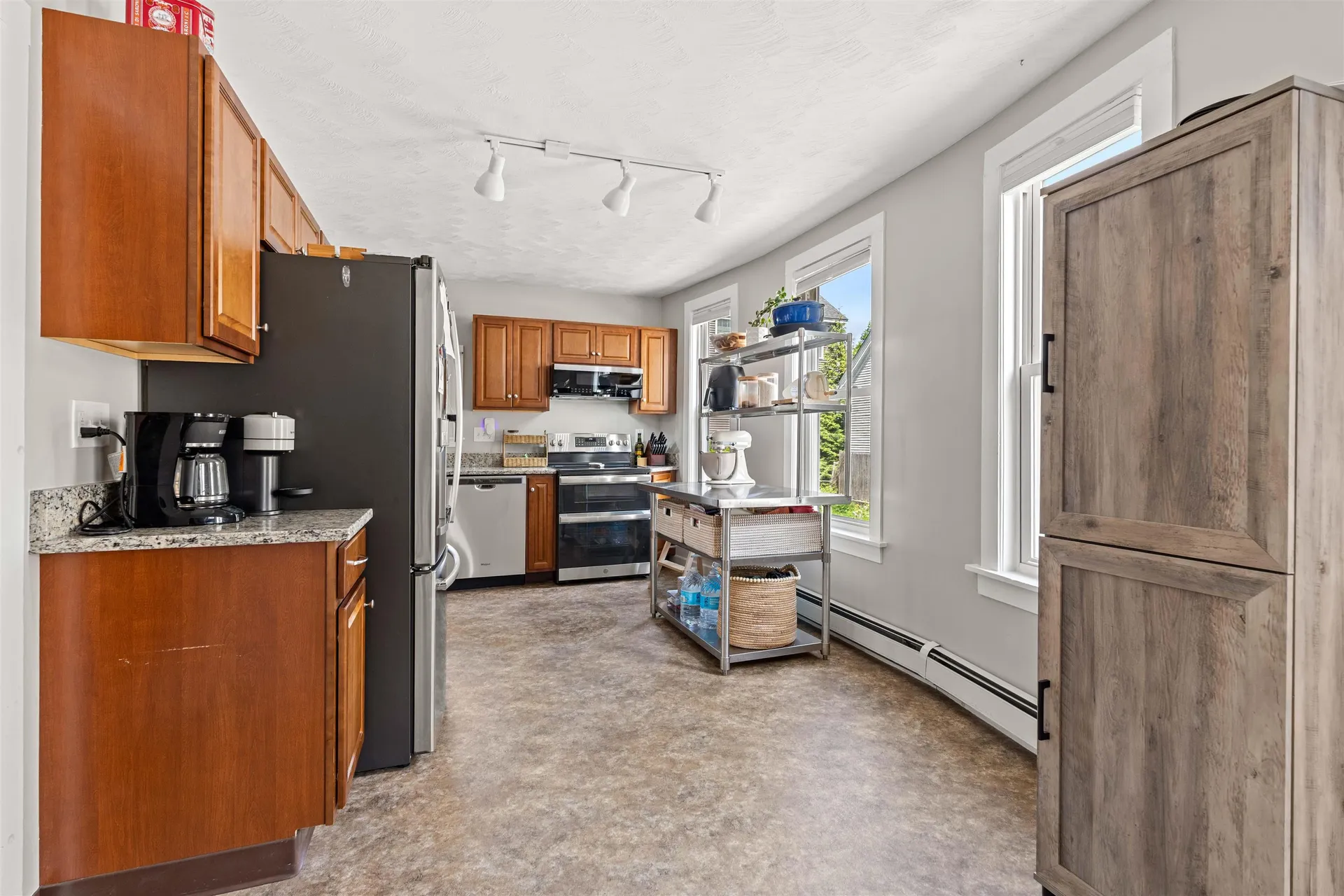 239 Cass Street Portsmouth NH 03801