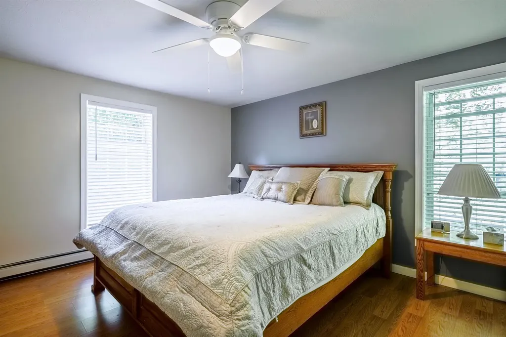 31 Merrill Road Goffstown NH 03045