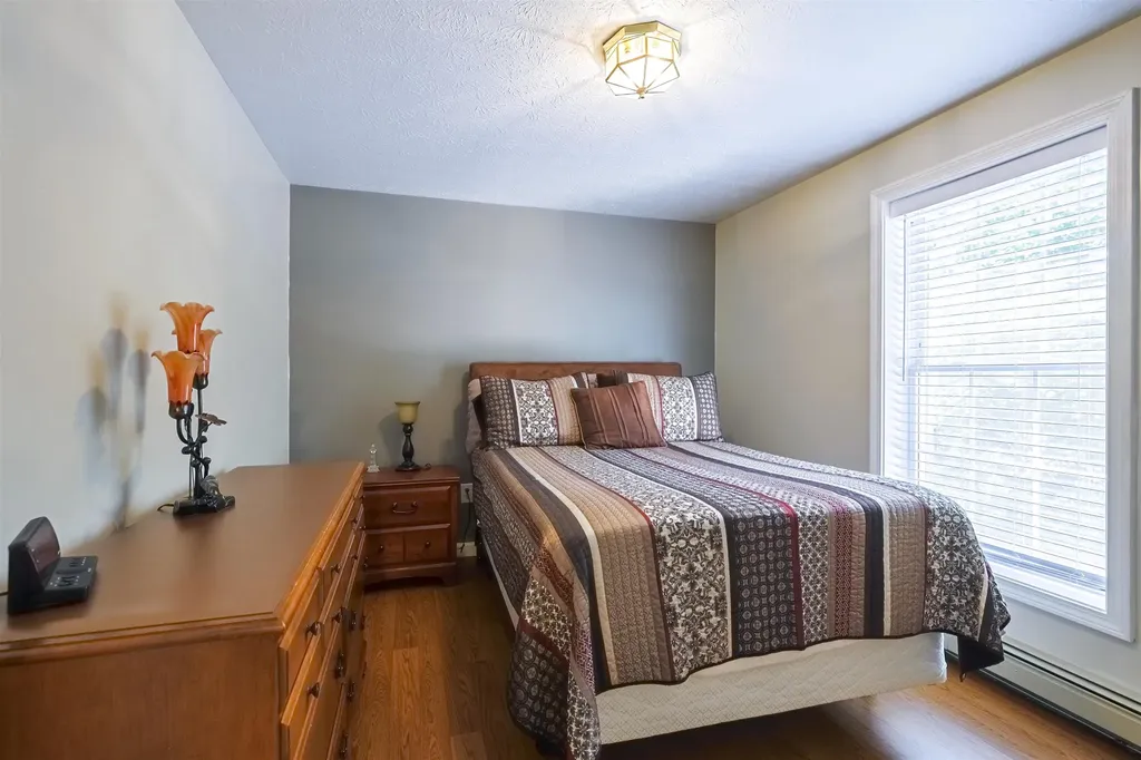 31 Merrill Road Goffstown NH 03045