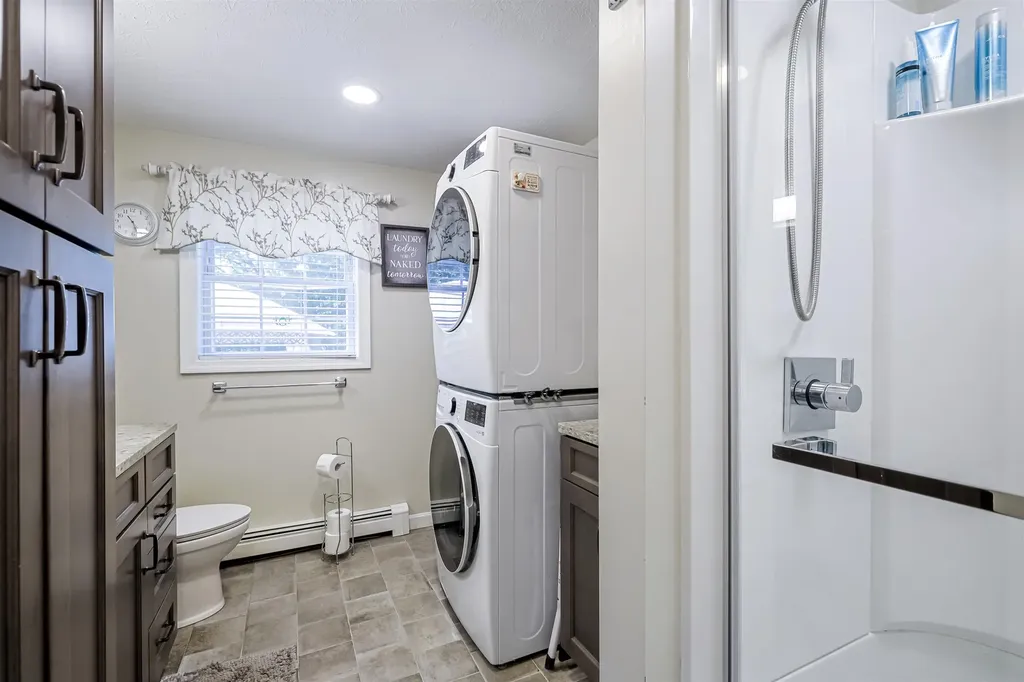31 Merrill Road Goffstown NH 03045