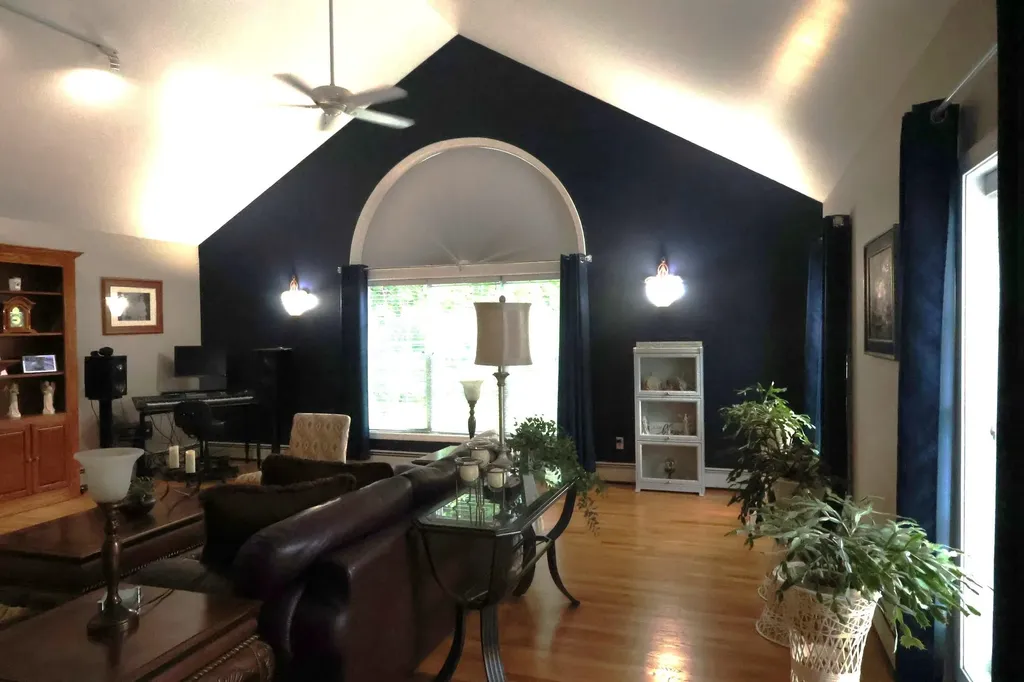 31 Merrill Road Goffstown NH 03045
