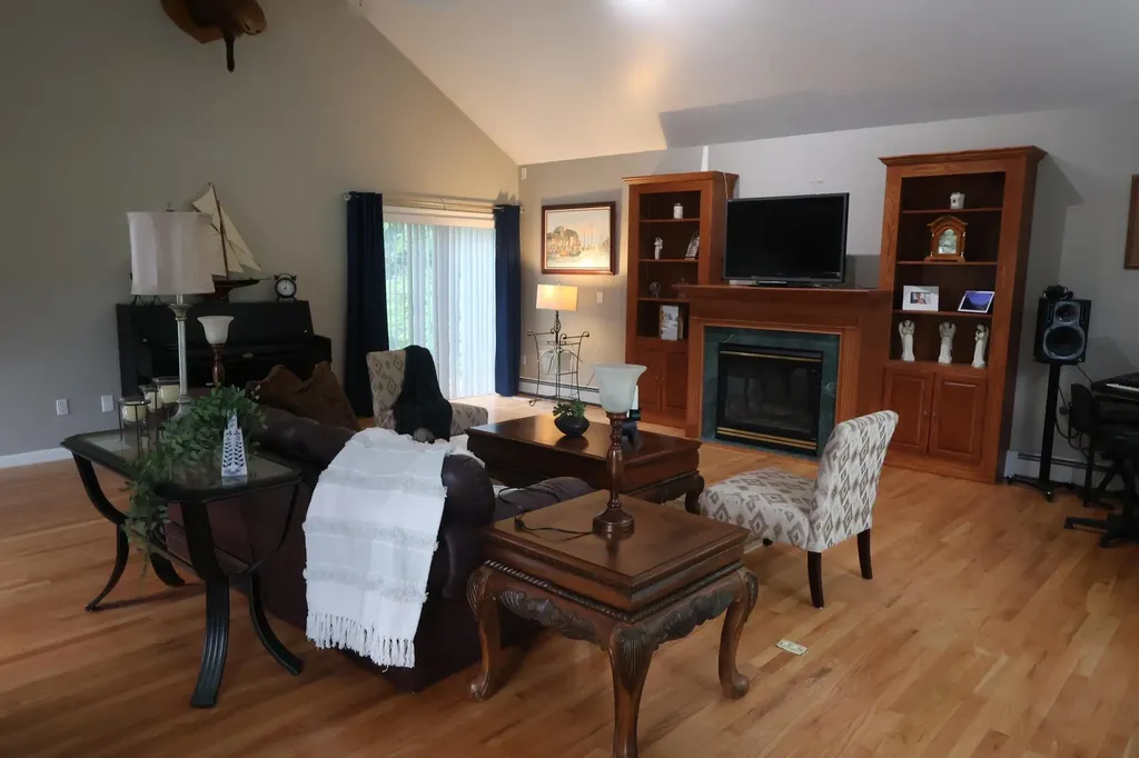 31 Merrill Road Goffstown NH 03045
