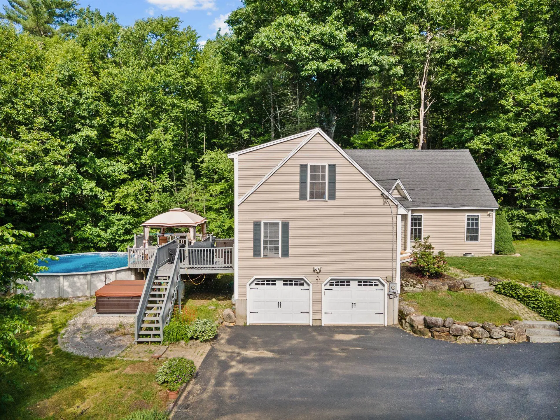 31 Merrill Road Goffstown NH 03045