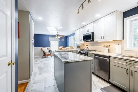 31 Merrill Road Goffstown NH 03045