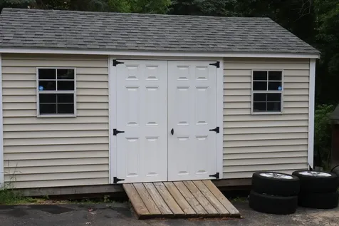 31 Merrill Road Goffstown NH 03045