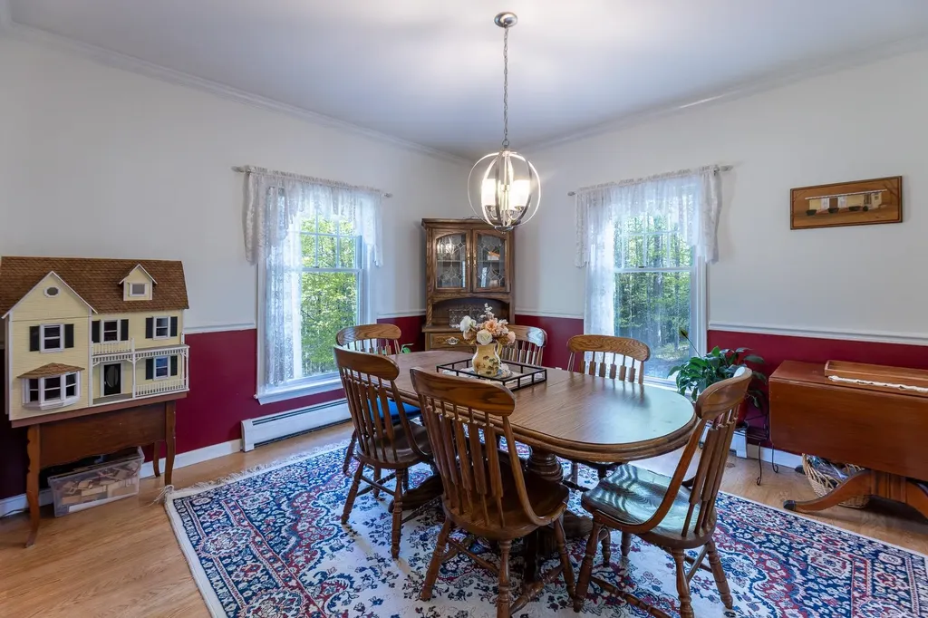 10 King Road Hanover NH 03750