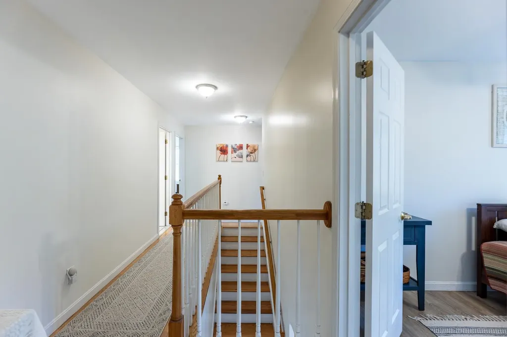 10 King Road Hanover NH 03750