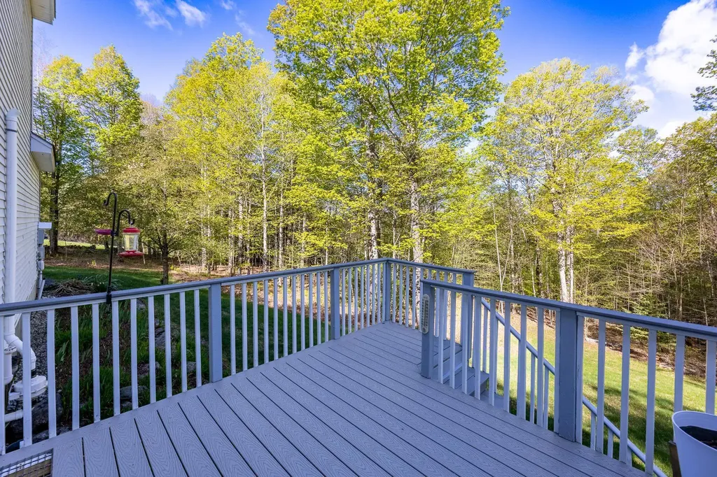 10 King Road Hanover NH 03750