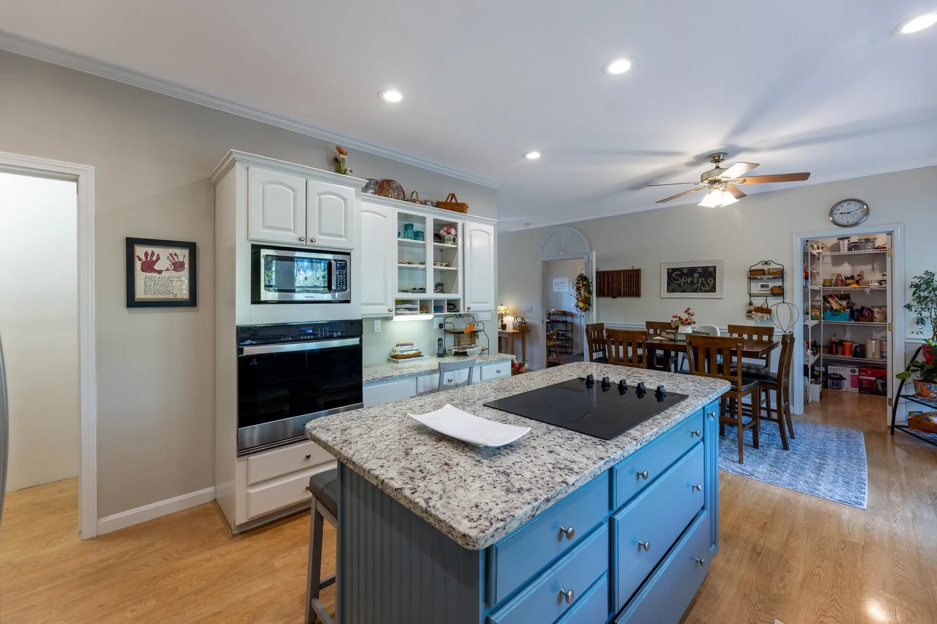 10 King Road Hanover NH 03750