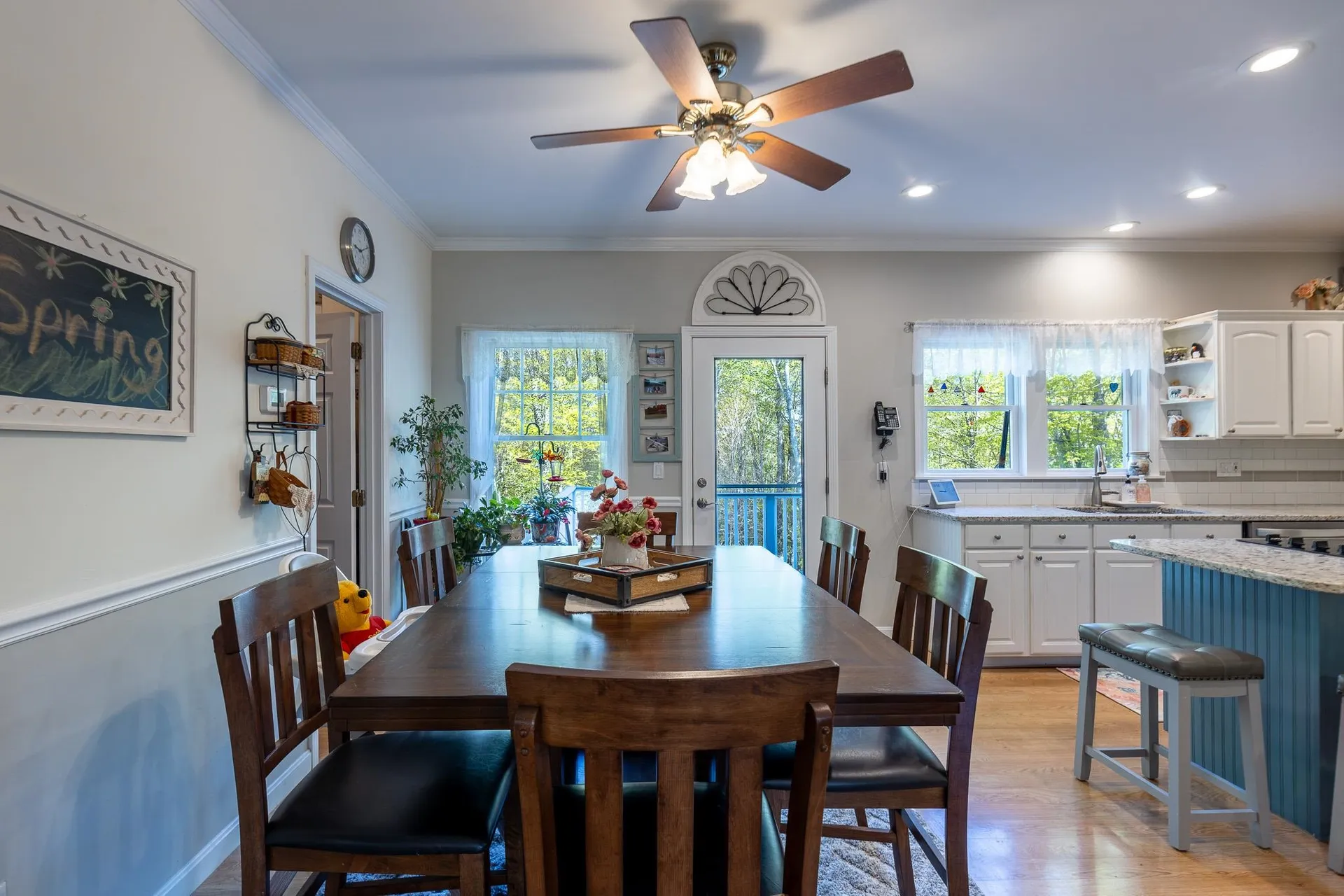 10 King Road Hanover NH 03750