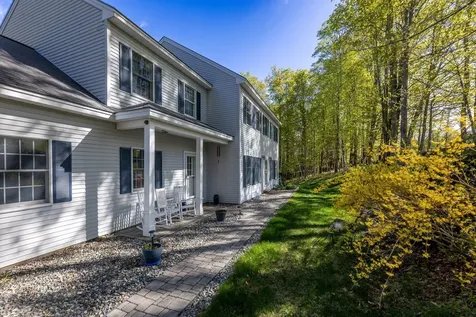 10 King Road Hanover NH 03750