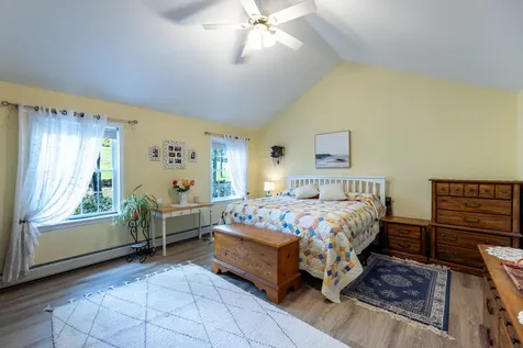 10 King Road Hanover NH 03750