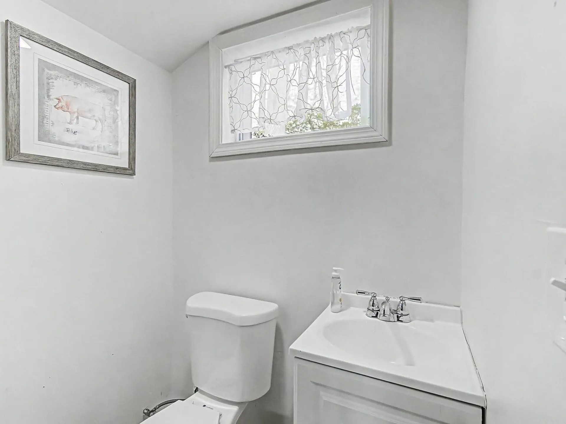 10 Suburban Square South Burlington VT 05403
