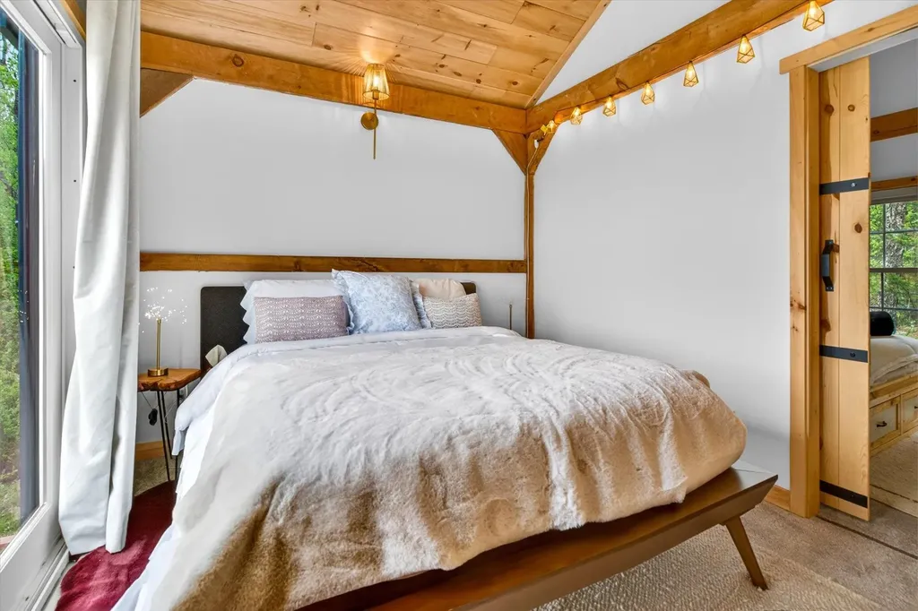 680 Government Road Mount Holly VT 05758