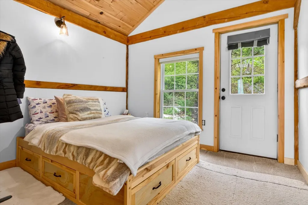 680 Government Road Mount Holly VT 05758
