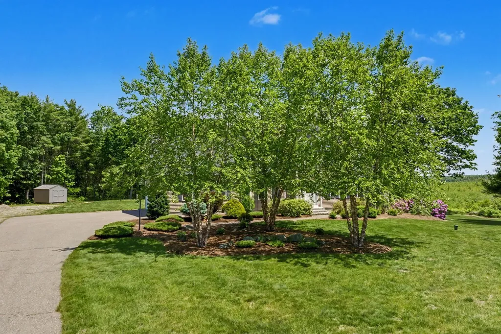 92 Mallard Drive Alton NH 03809