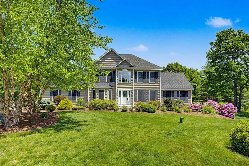 92 Mallard Drive Alton NH 03809