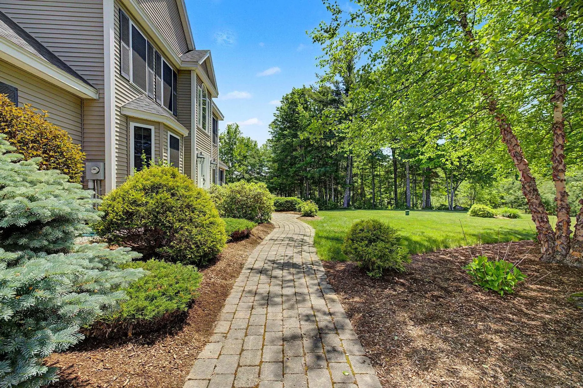 92 Mallard Drive Alton NH 03809
