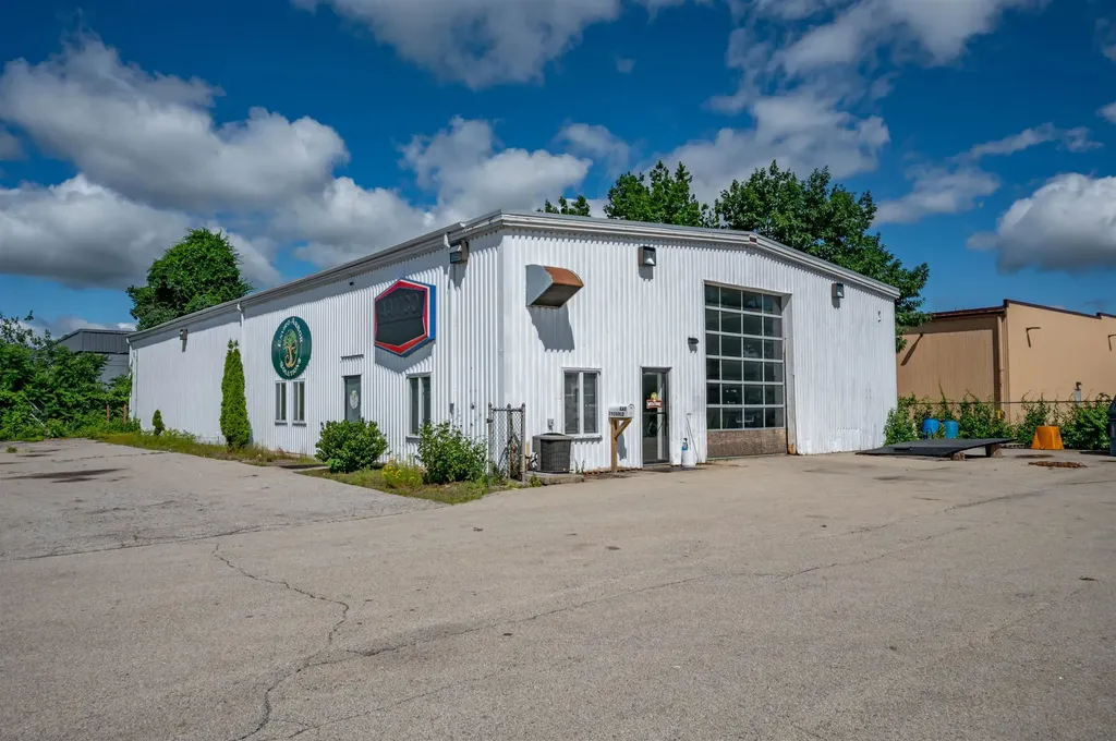 792 Gold Street Manchester NH 03103