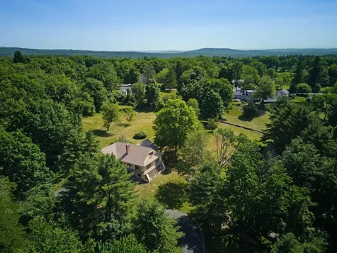 77A Christian Hill Road Amherst NH 03031