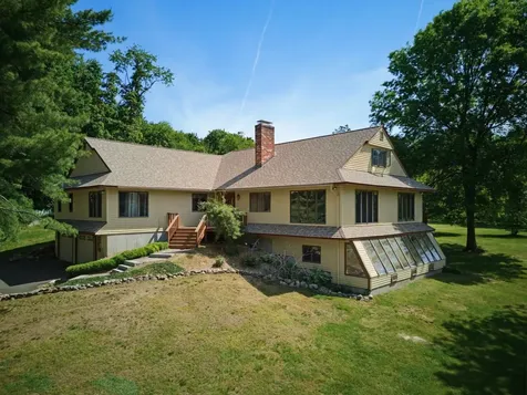 77A Christian Hill Road Amherst NH 03031