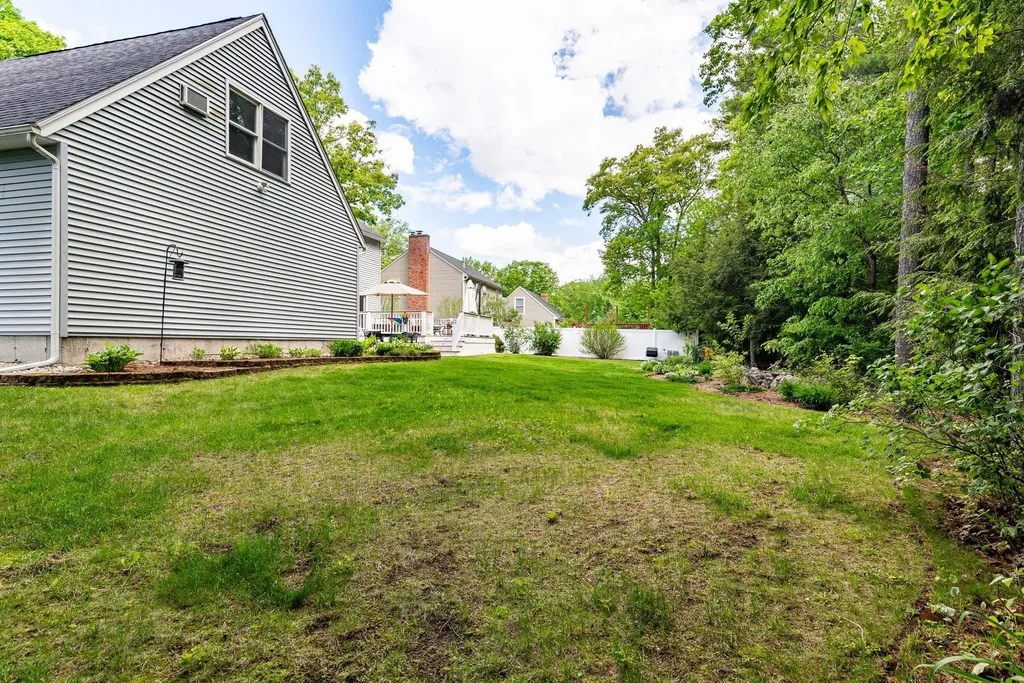 6 Governors Way Concord NH 03303-3433