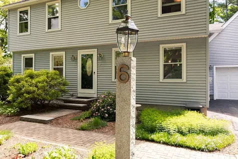 6 Governors Way Concord NH 03303-3433