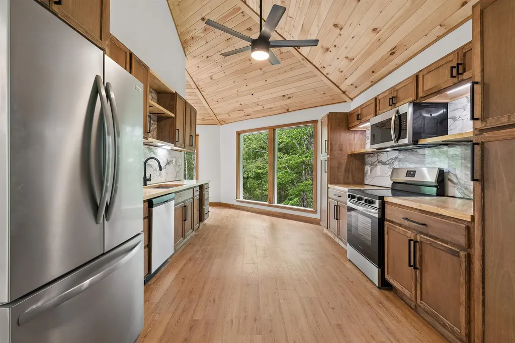 138 Red Maple Lane Randolph VT 05061
