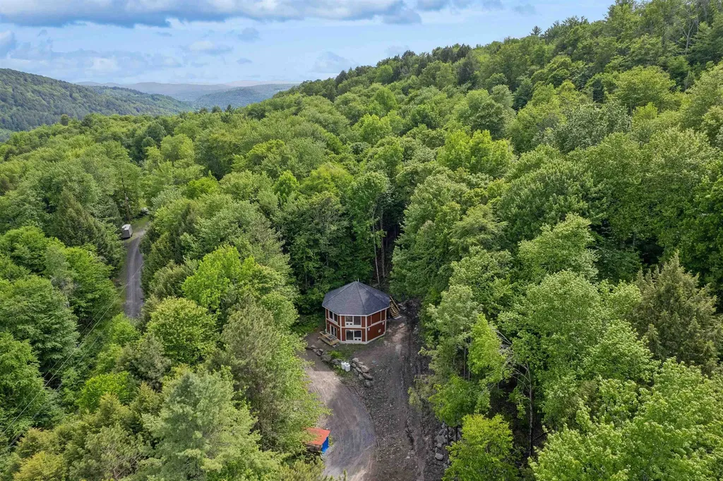 138 Red Maple Lane Randolph VT 05061