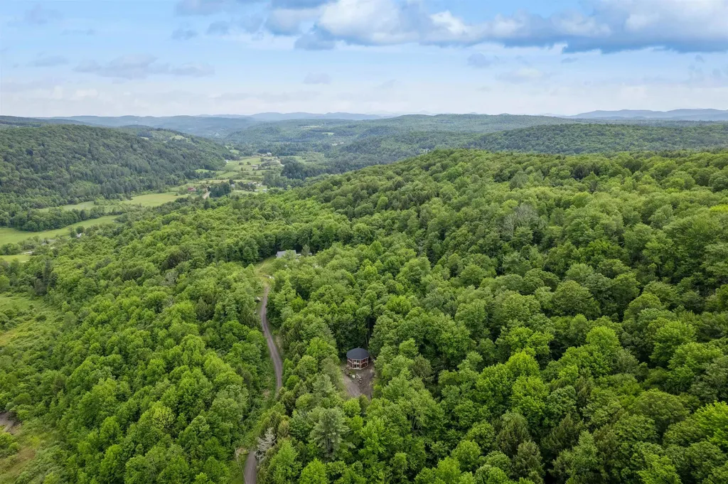 138 Red Maple Lane Randolph VT 05061