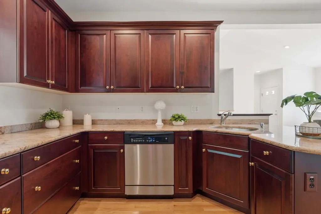 25 Flagstone Way Windham NH 03087