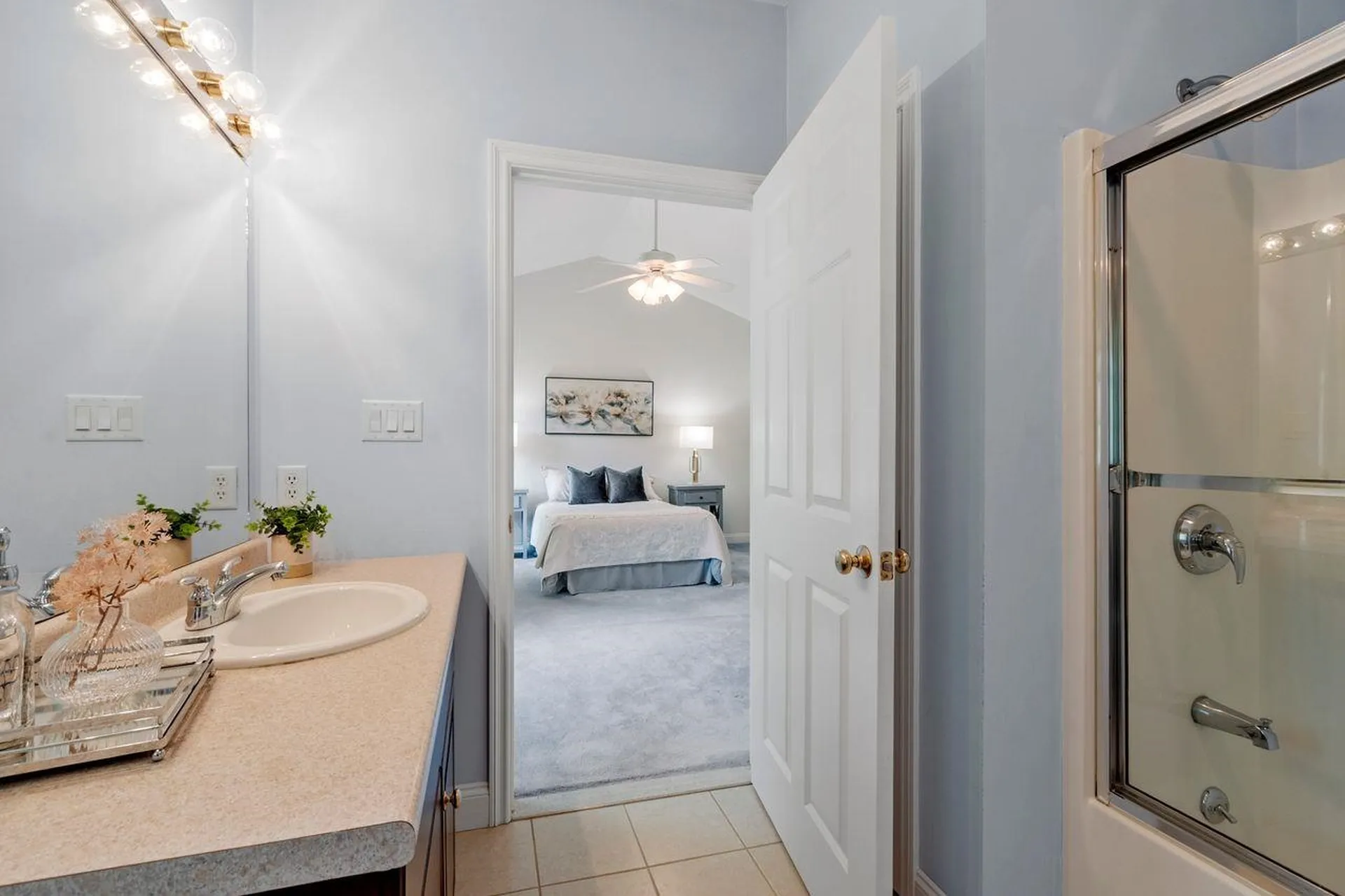 25 Flagstone Way Windham NH 03087